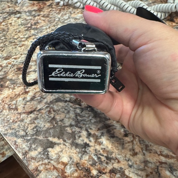 Eddie Bauer Black and Silver Umbrella in leather case - Picture 2 of 5